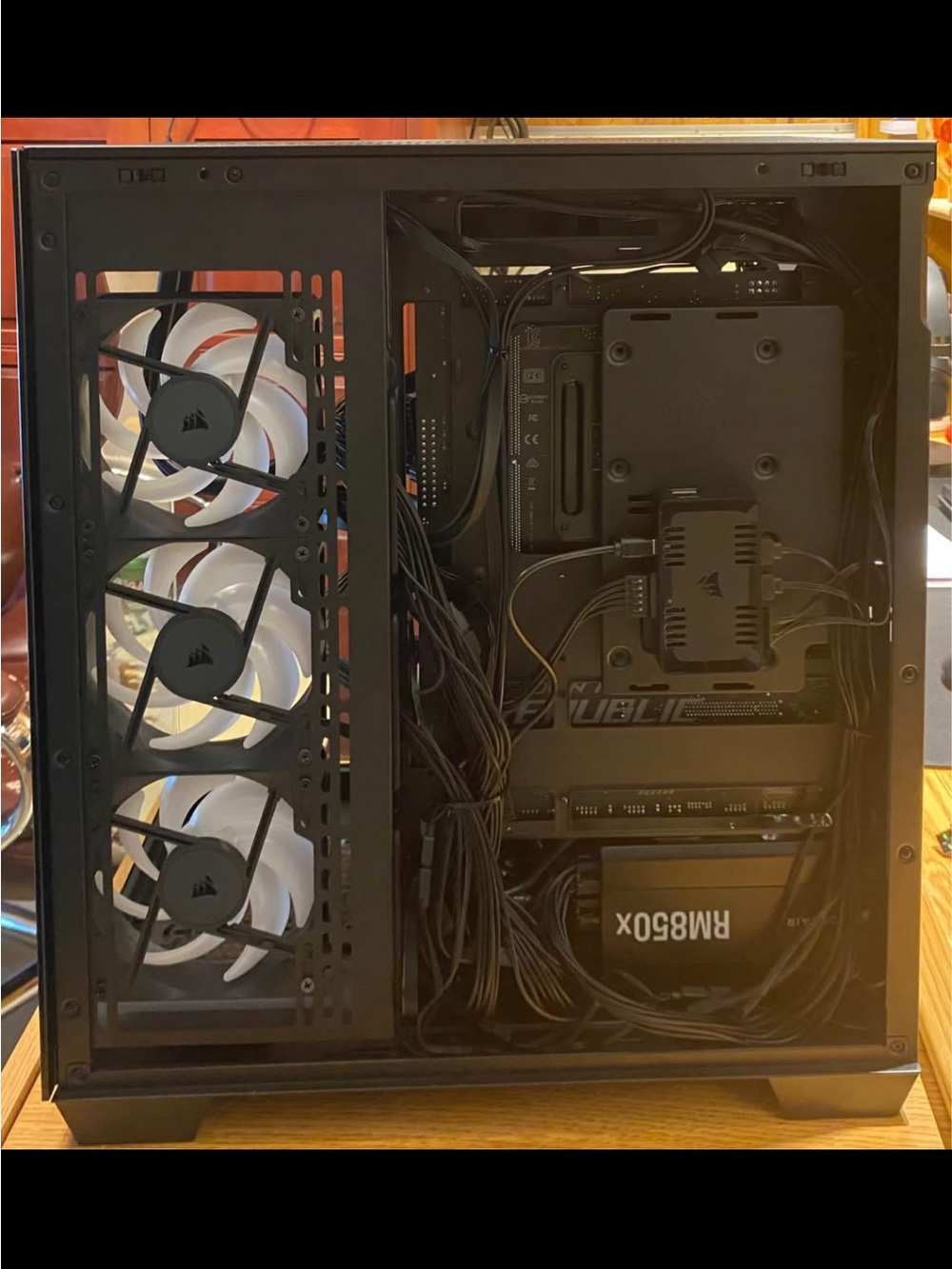 PRO BUILT GAMING PC - Picture 8 of 9